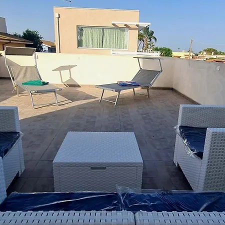 بيت للعطل La Terrazza Sul Mare